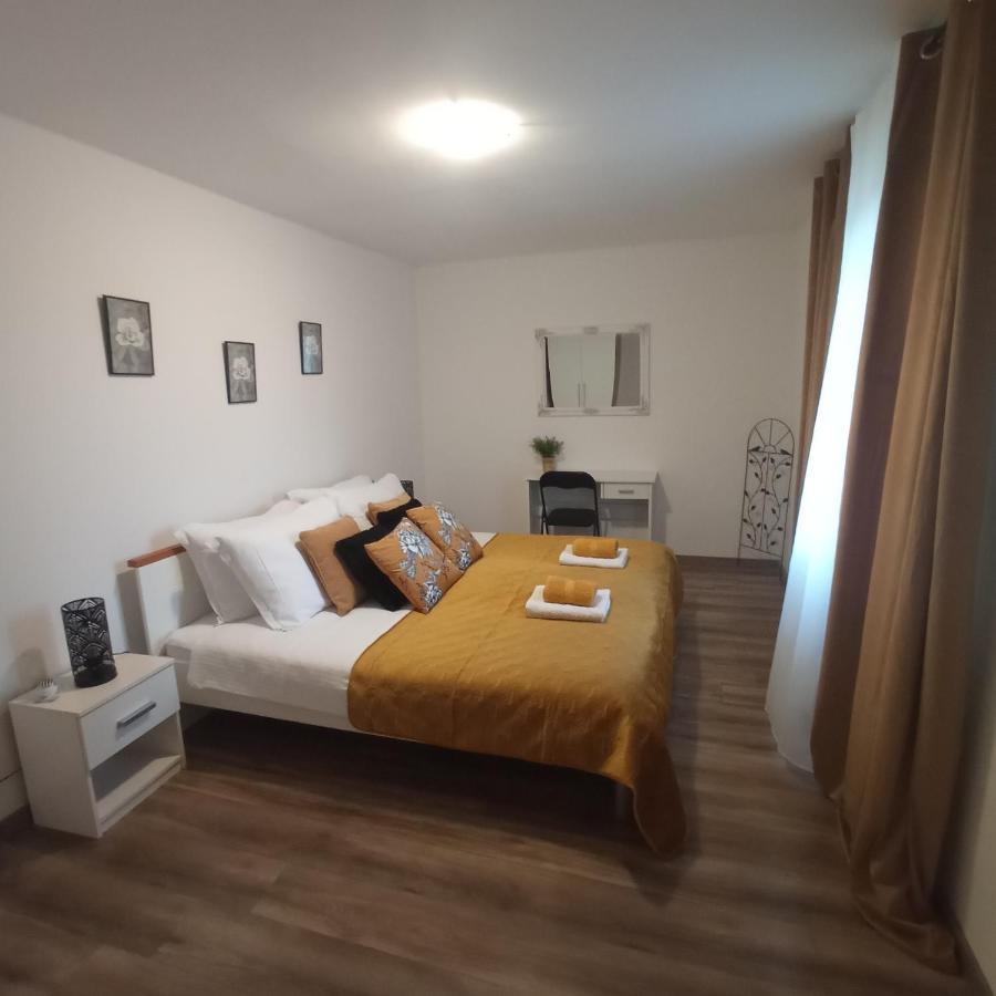 The Golden Well Apartman Rovinj Kültér fotó